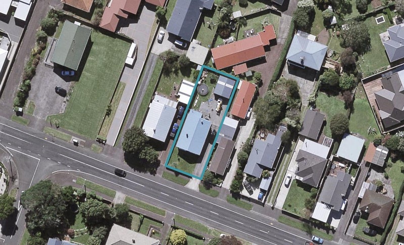 309 Carrington Street, Vogeltown, New Plymouth - Carousel 1