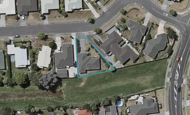 5 Sunburst Court, Paraparaumu Beach, Paraparaumu - Carousel 1