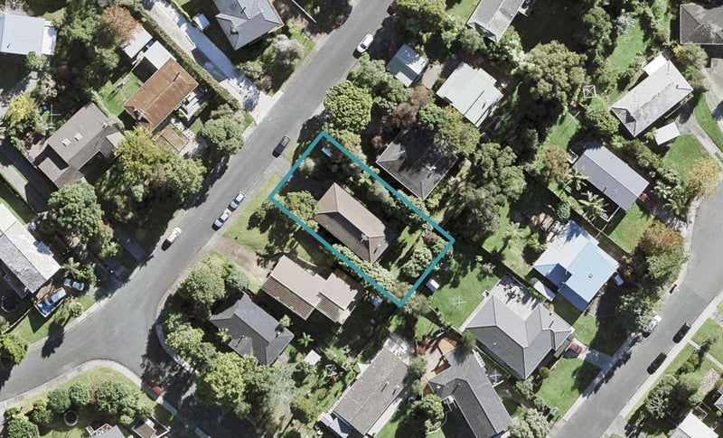 11 Corric Hill, Torbay, Auckland - Carousel 1