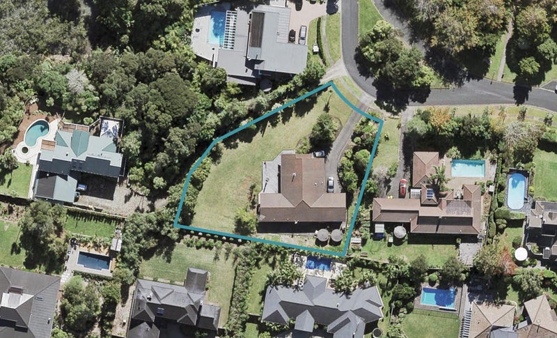 10 Kingfisher Grove, Greenhithe, Auckland - Carousel 1