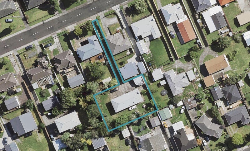 26 Hooks Road, Manurewa, Auckland - Carousel 1