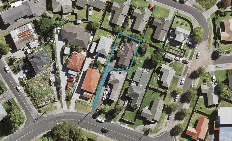 20A Awaroa Road, Sunnyvale, Auckland - Carousel 1