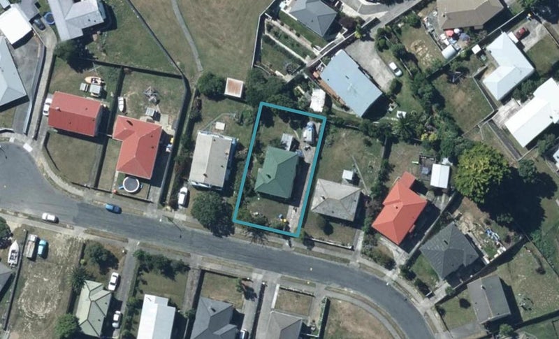 18 Caduceus Place, Ascot Park, Porirua - Carousel 1