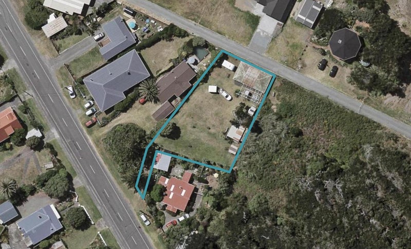 14 Rangiuru Road, Otaki Beach, Otaki - Carousel 1
