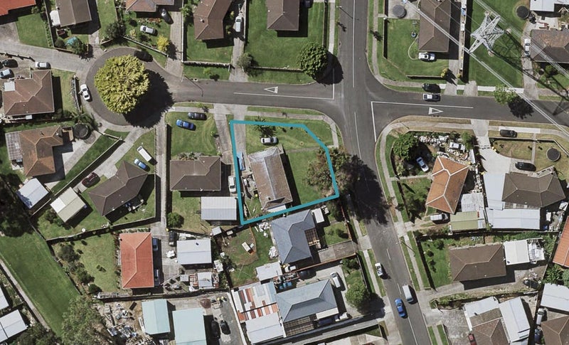 10 Ravenna Way, Clover Park, Auckland - Carousel 1