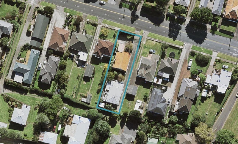 2/9 Herd Road, Hillsborough, Auckland - Carousel 1