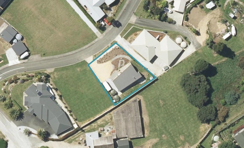 6 Pohutukawa Place, Pohara - Carousel 1