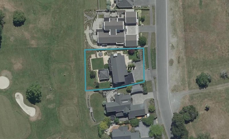 87 Waitikiri Drive, Parklands, Christchurch - Carousel 1