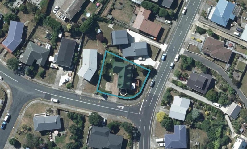 27 Mapplebeck Street, Titahi Bay, Porirua - Carousel 1