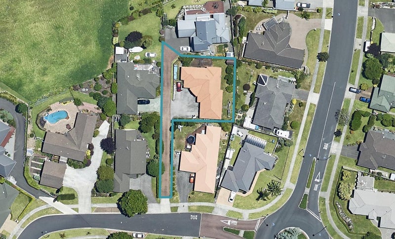8 Hallmark Rise, Bethlehem, Tauranga - Carousel 1