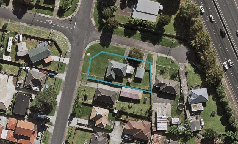 13 Wymondley Road, Otara, Auckland - Carousel 1
