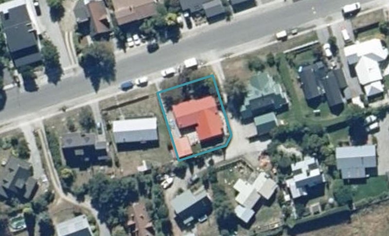 51 Oregon Drive, Kelvin Heights, Queenstown - Carousel 1