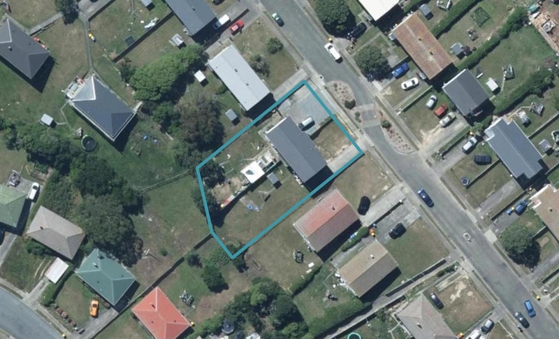 28 Kaituna Street, Waitangirua, Porirua - Carousel 1
