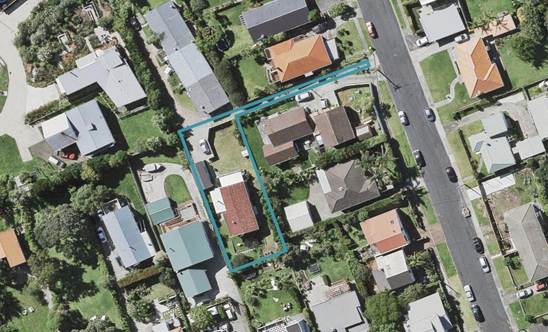 13A Regent Street, Devonport, Auckland - Carousel 1