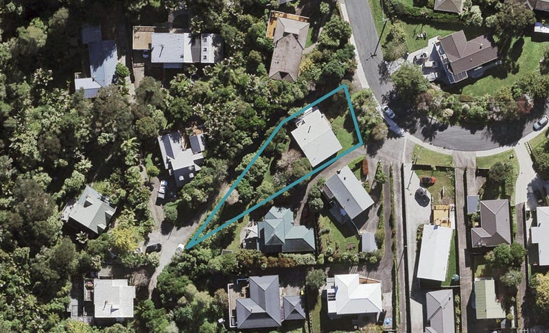 32 Coroglen Avenue, Birkenhead, Auckland - Carousel 1