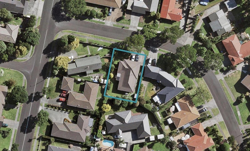3 Gardone Terrace, Conifer Grove, Takanini - Carousel 1