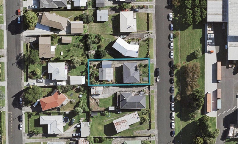 25 Sterling Avenue, Manurewa East, Auckland - Carousel 1