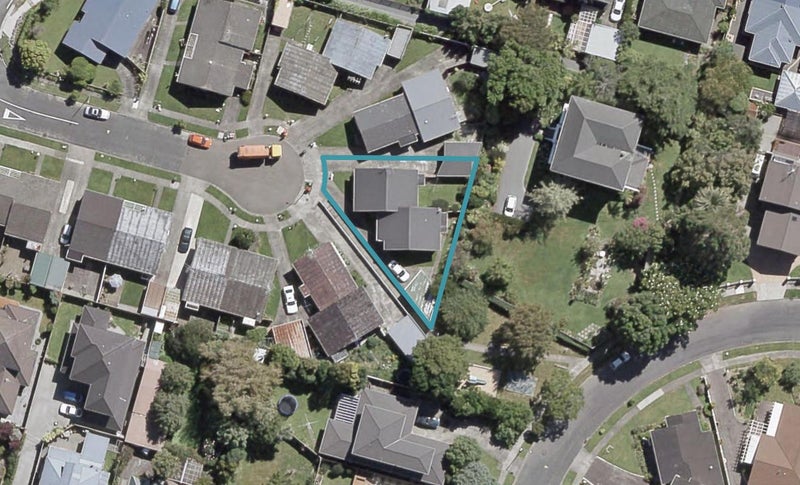 2/7 Amberley Grove, Hutt Central, Lower Hutt - Carousel 1