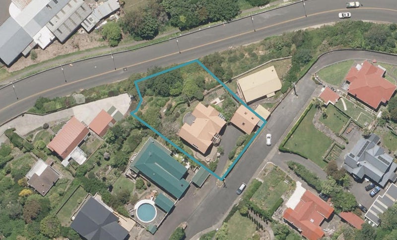 11 Rees Street, Durie Hill, Whanganui - Carousel 1