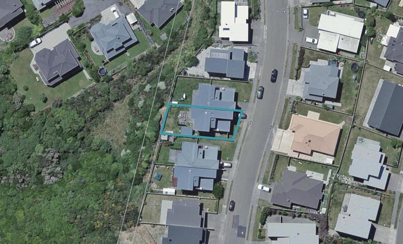 12 Cedarwood Street, Woodridge, Wellington - Carousel 1