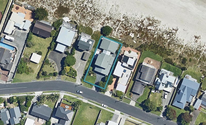 9 Motiti Road, Papamoa Beach, Papamoa - Carousel 1