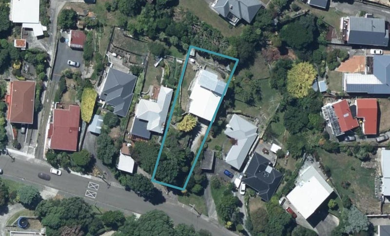 13 Mana View Road, Paremata, Porirua - Carousel 1