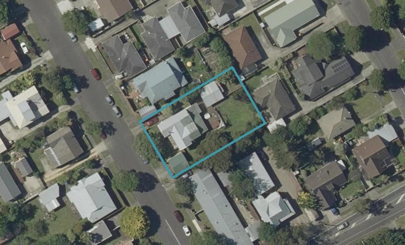 39 Hereford Street, West End, Palmerston North - Carousel 1