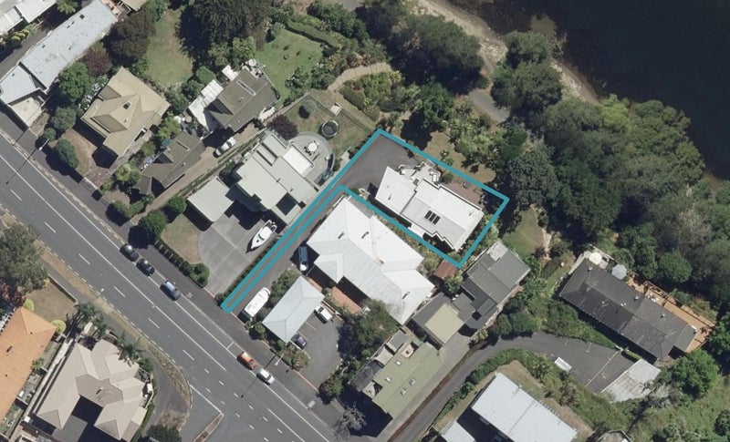 1204B Victoria Street, Whitiora, Hamilton - Carousel 1