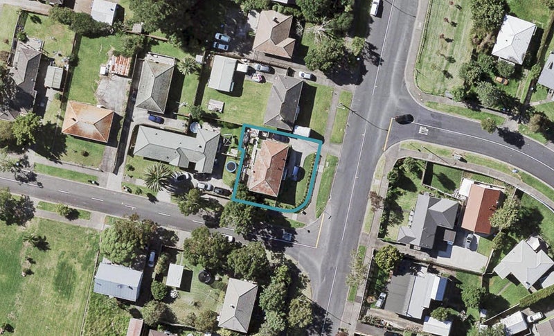 31 Line Road, Glen Innes, Auckland - Carousel 1