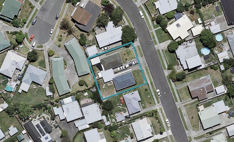 1/12 Shortland Street, TAMATEA, NAPIER - Carousel 1