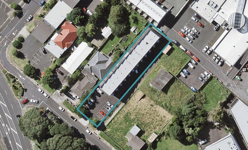 17J Domain Road, Panmure, Auckland - Carousel 1