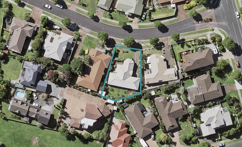 8 Frank Nobilo Drive, Golflands, Auckland - Carousel 1