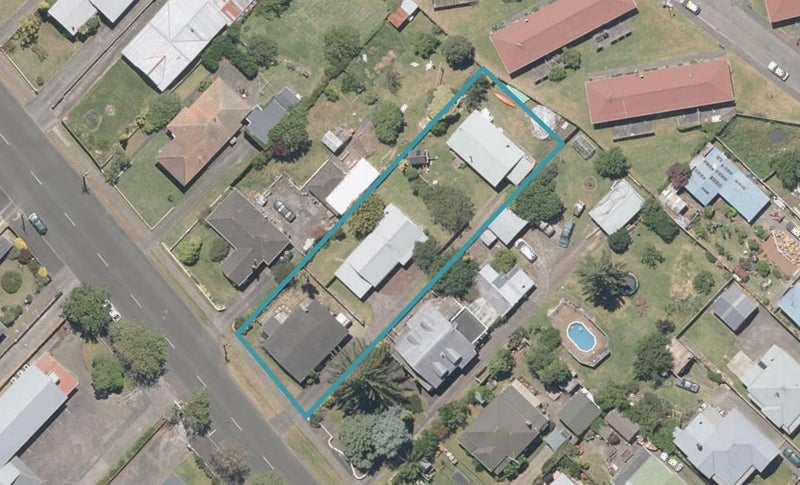 42A Gonville Avenue, Gonville, Whanganui - Carousel 1