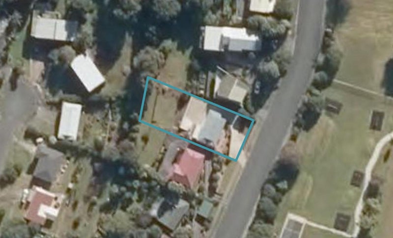 32 Raumati Crescent, Onerahi, Whangarei - Carousel 1