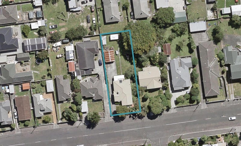 82 Martin Street, Wallaceville, Upper Hutt - Carousel 1