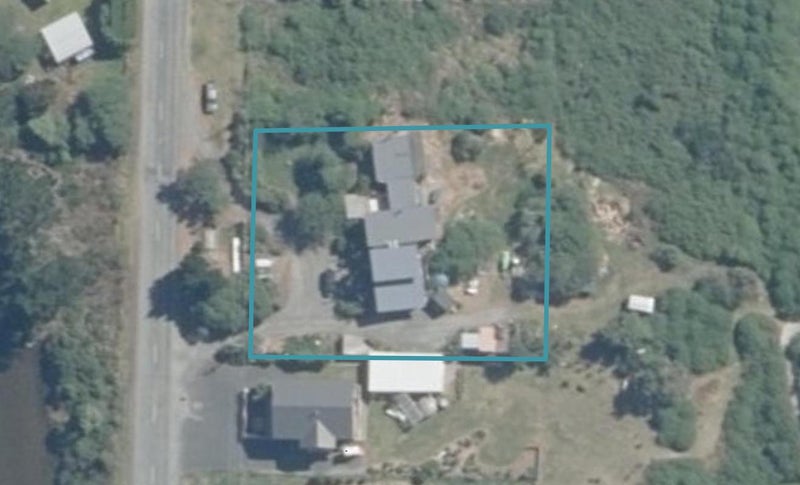 121 MOTURATA RD, WAIHOLA - Carousel 1