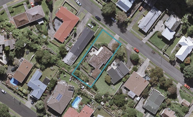 16 Ambury Place, Merrilands, New Plymouth - Carousel 1