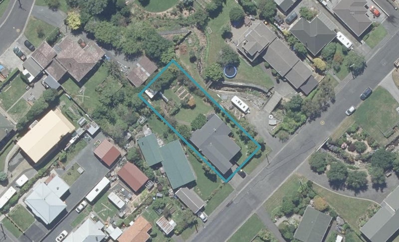 7 Blackman Avenue, Sawyers Bay, Port Chalmers - Carousel 1