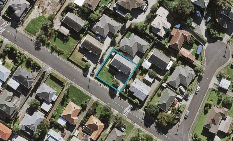 11A Haughey Avenue, Three Kings, Auckland - Carousel 1
