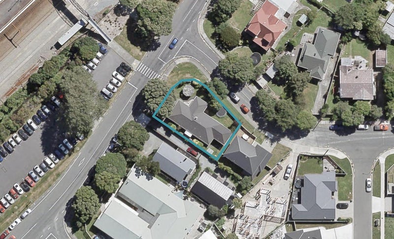 37 Cambridge Terrace, Waiwhetu, Lower Hutt - Carousel 1