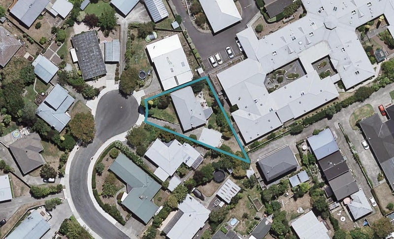 7 Carl Avenue, Havelock North, Havelock North - Carousel 1