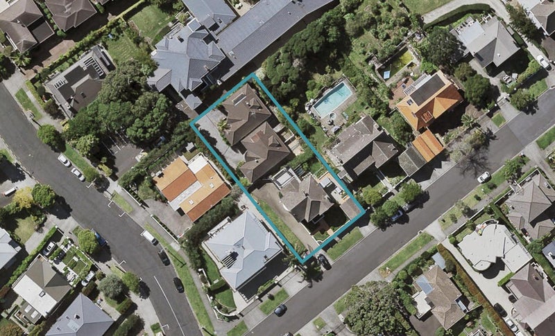 9B Waiatarua Road, Remuera, Auckland - Carousel 1