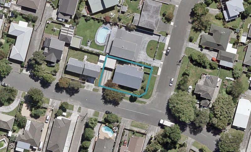 2/22 Tennyson Avenue, Avalon, Lower Hutt - Carousel 1