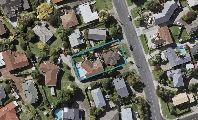 2/44 Becroft Drive, Forrest Hill, Auckland - Carousel 1