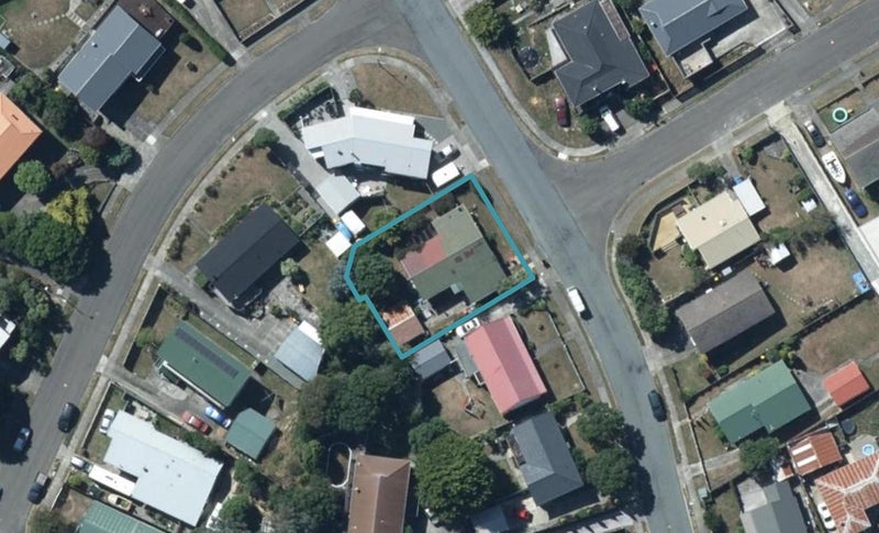 1/8 Clipper Street, Titahi Bay, Porirua - Carousel 1