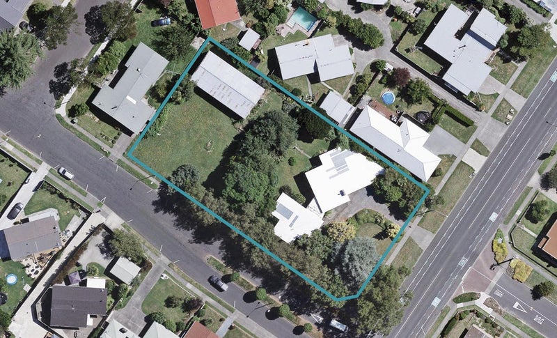 447 Gloucester Street, Taradale, Napier - Carousel 1