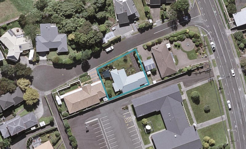 5 Del Mar Place, Merrilands, New Plymouth - Carousel 1