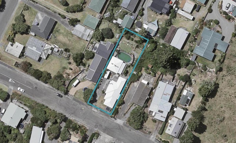 42 Manuka Street, Otaki Beach, Otaki - Carousel 1