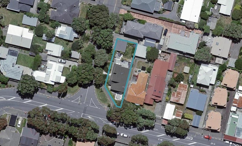 11 Dundas Street, Seatoun, Wellington - Carousel 1