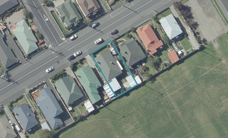 241 Macandrew Road, Forbury, Dunedin - Carousel 1